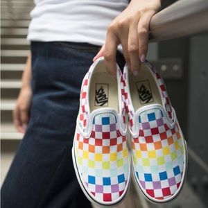 New women’s rainbow checkered vans size 6.5 W NEVER WORN